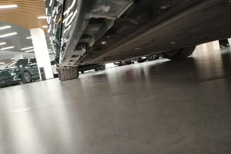 Used Hima Luxeed S7 2026 Model Max+ Left Side Sill