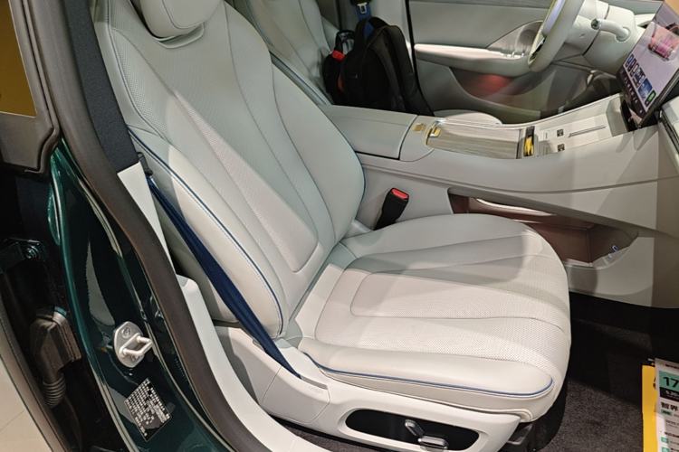 Used Hima Luxeed S7 2026 Model Max Right Front Seat