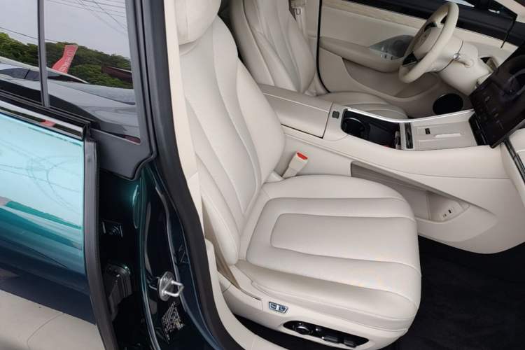 Used Hima Luxeed S7 2026 Model Max+ Right Front Seat