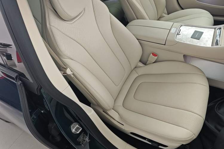 Used Hima Luxeed S7 2026 Model Max Right Front Seat