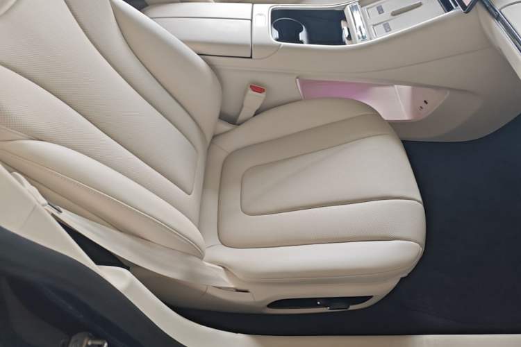 Used Hima Luxeed S7 2026 Model Max Right Front Seat