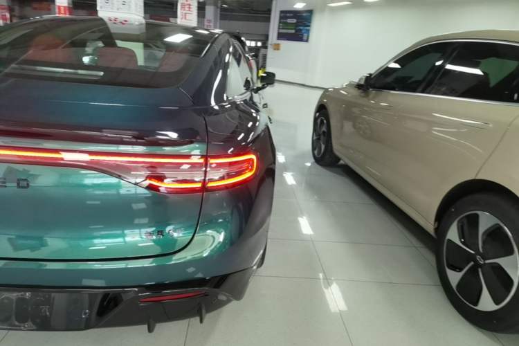 Used Hima Luxeed S7 2026 Model Max Right Rear Taillight