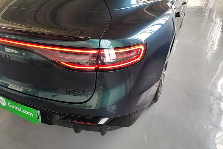 Used Hima Luxeed S7 2026 Model Max Right Rear Taillight