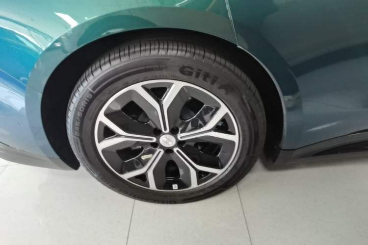 Used Hima Luxeed S7 2026 Model Max Right Rear Wheel Hub