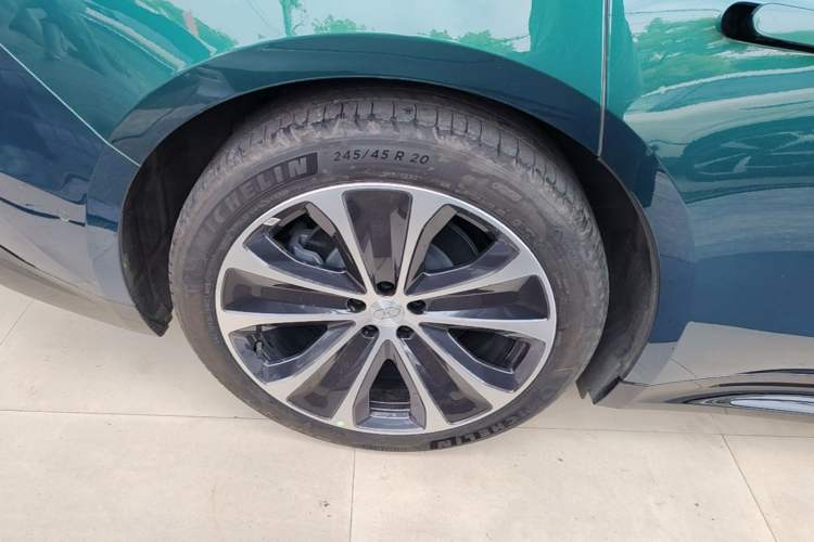 Used Hima Luxeed S7 2026 Model Max+ Right Rear Wheel Hub