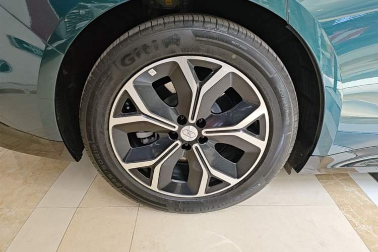 Used Hima Luxeed S7 2026 Model Max Right Rear Wheel Hub