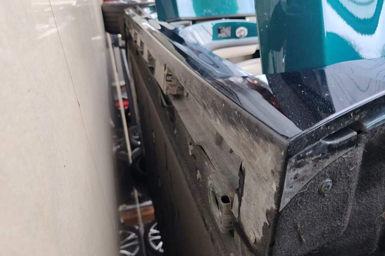 Used Hima Luxeed S7 2026 Model Max+ Right Side Sill