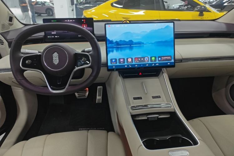 Used Hima Luxeed S7 2026 Model Max Center Console