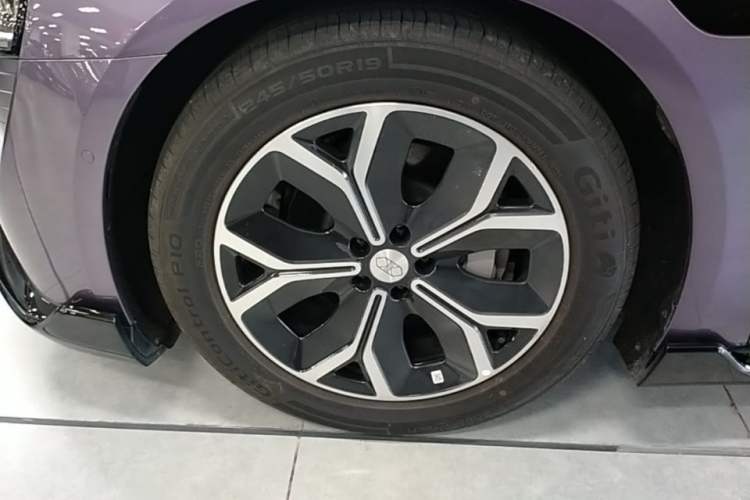 Used Hima Luxeed S7 2026 Model Max Left Front Wheel Hub