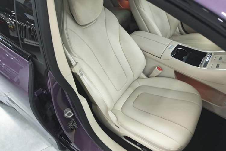 Used Hima Luxeed S7 2026 Model Max Right Front Seat