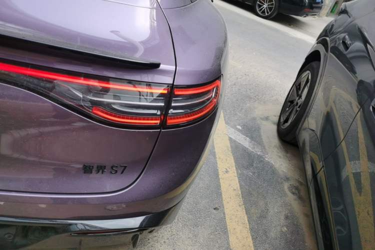 Used Hima Luxeed S7 2026 Model Max Right Rear Taillight