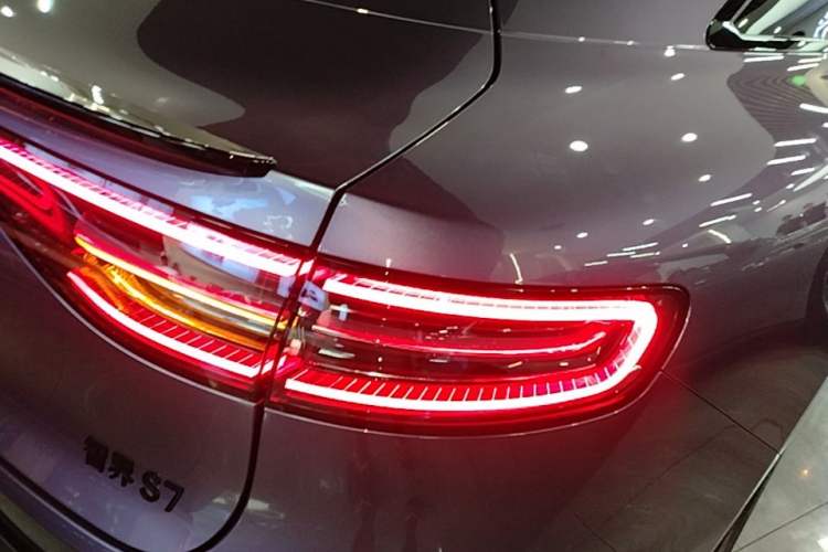 Used Hima Luxeed S7 2026 Model Max Right Rear Taillight