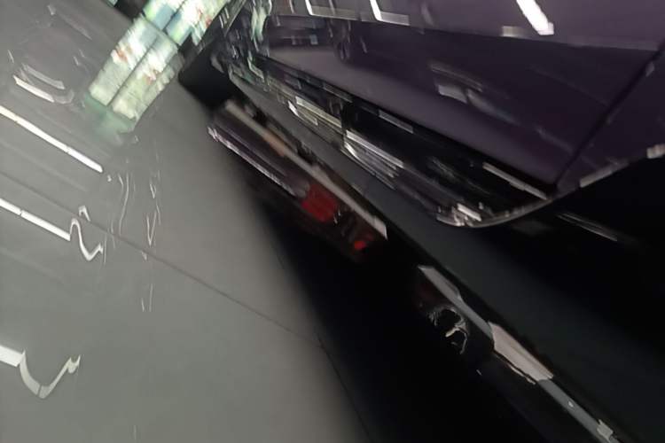 Used Hima Luxeed S7 2026 Model Max Right Side Sill