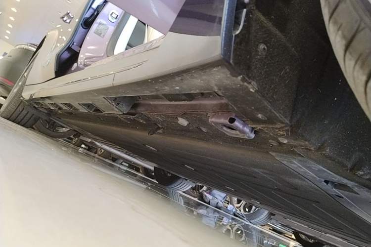 Used Hima Luxeed S7 2026 Model Max Right Side Sill