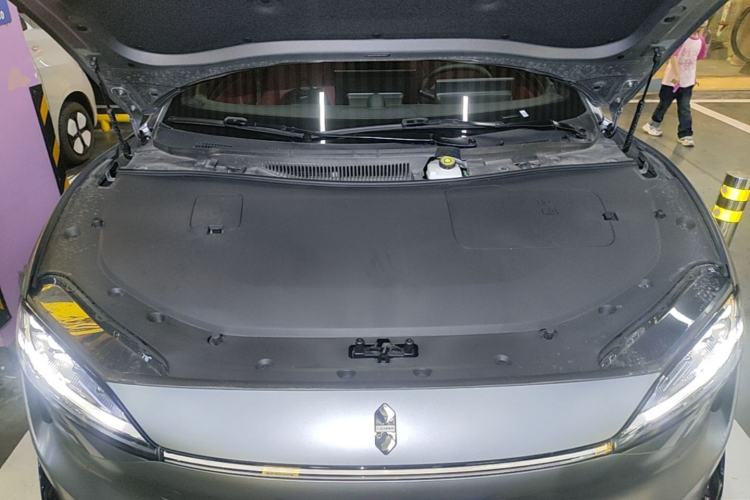 Used Hima Luxeed S7 2026 Model Max Engine Bay