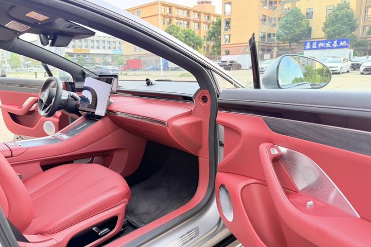Used Hima Luxeed S7 2026 Model Max Interior 9