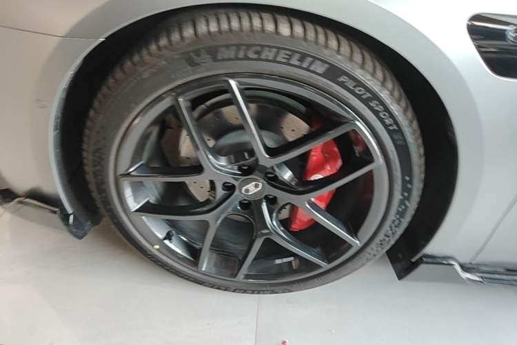 Used Hima Luxeed S7 2026 Model Ultra Left Front Wheel Hub