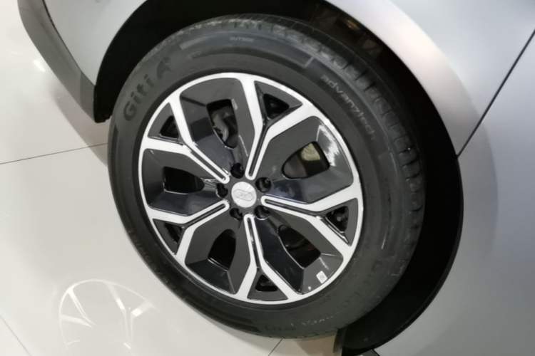 Used Hima Luxeed S7 2026 Model Max Right Rear Wheel Hub