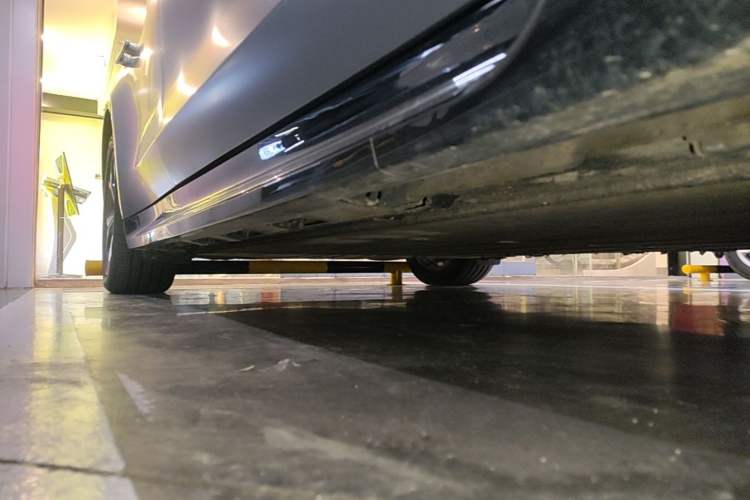 Used Hima Luxeed S7 2026 Model Max Right Side Sill
