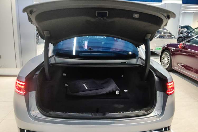 Used Hima Luxeed S7 2026 Model Ultra Trunk