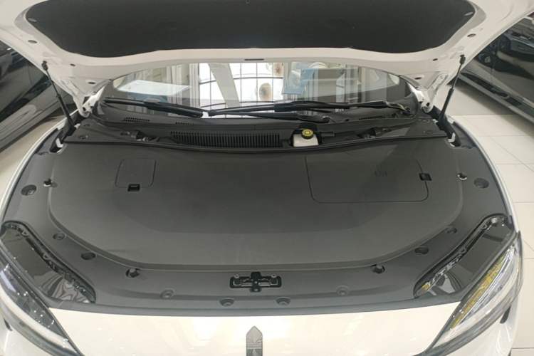 Used Hima Luxeed S7 2026 Model Max Engine Bay