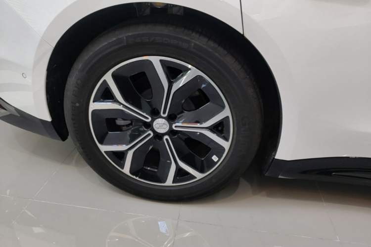 Used Hima Luxeed S7 2026 Model Max Exterior 5