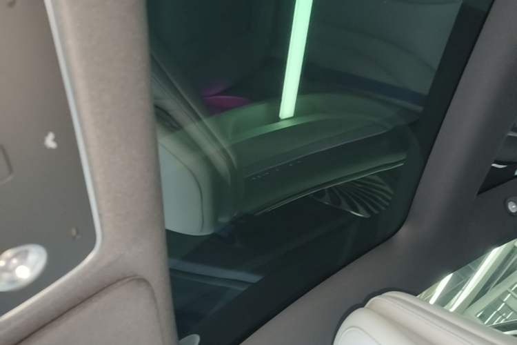 Used Hima Luxeed S7 2026 Model Max Headliner