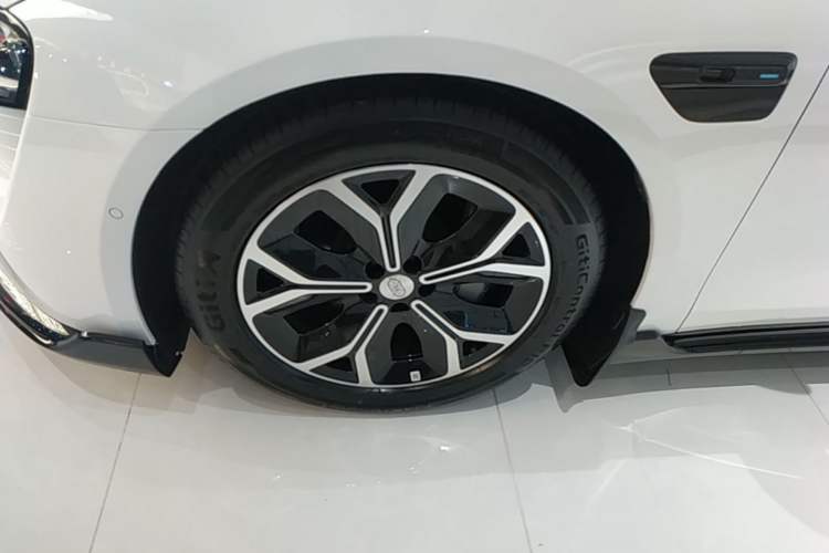 Used Hima Luxeed S7 2026 Model Max Left Front Wheel Hub