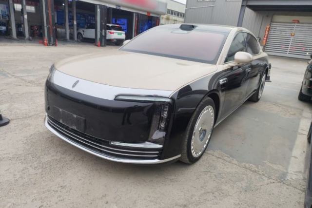 Used Hima S800 2025 Model, Range-Extended Starlight Prestige Edition, 5 Seats