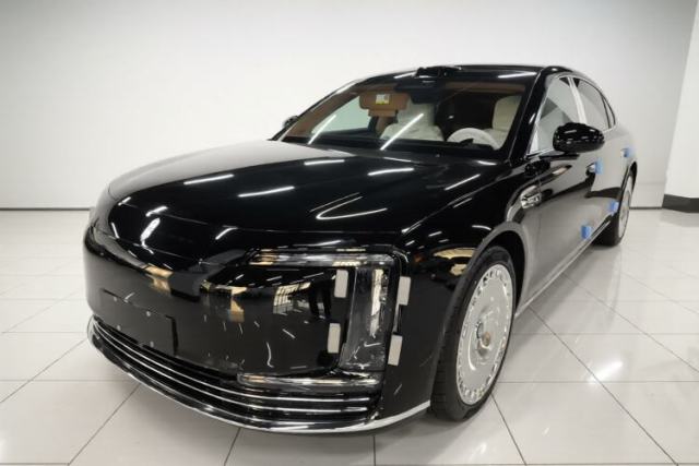 Used Hima S800 2025 Model, Range-Extended Starlight Premium Edition, 5 Seats