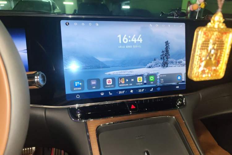 Used Hima S800 2025 Model, Range-Extended Starlight Executive Edition, 4 Seats Audio And AC Panel