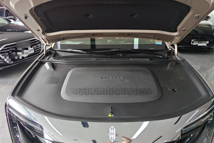 Used Hima S800 2025 Model, Range-Extended Starlight Executive Edition, 4 Seats Engine Bay