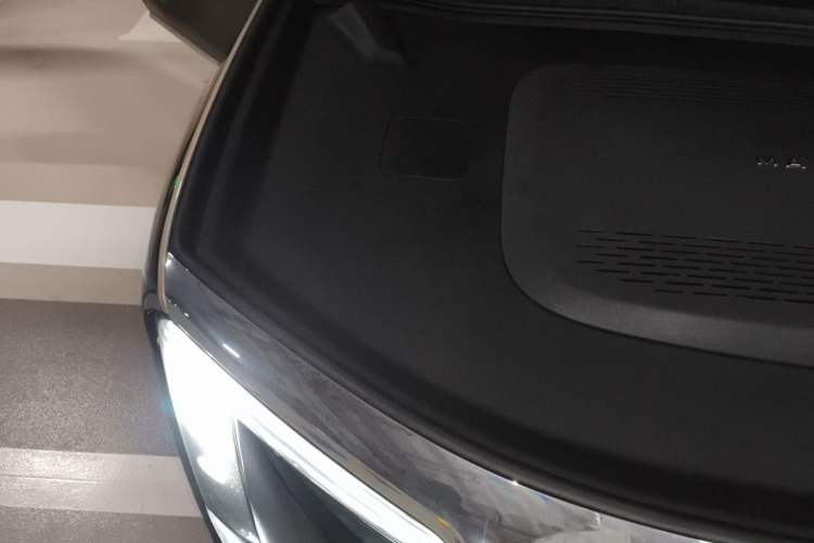 Used Hima S800 2025 Model, Range-Extended Starlight Premium Edition, 5 Seats Engine Bay Right