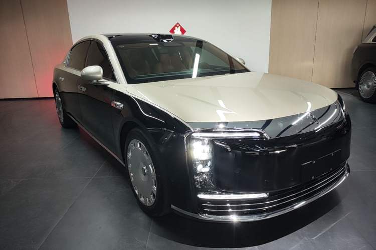 Used Hima S800 2025 Model, Range-Extended Starlight Prestige Edition, 5 Seats Exterior 1