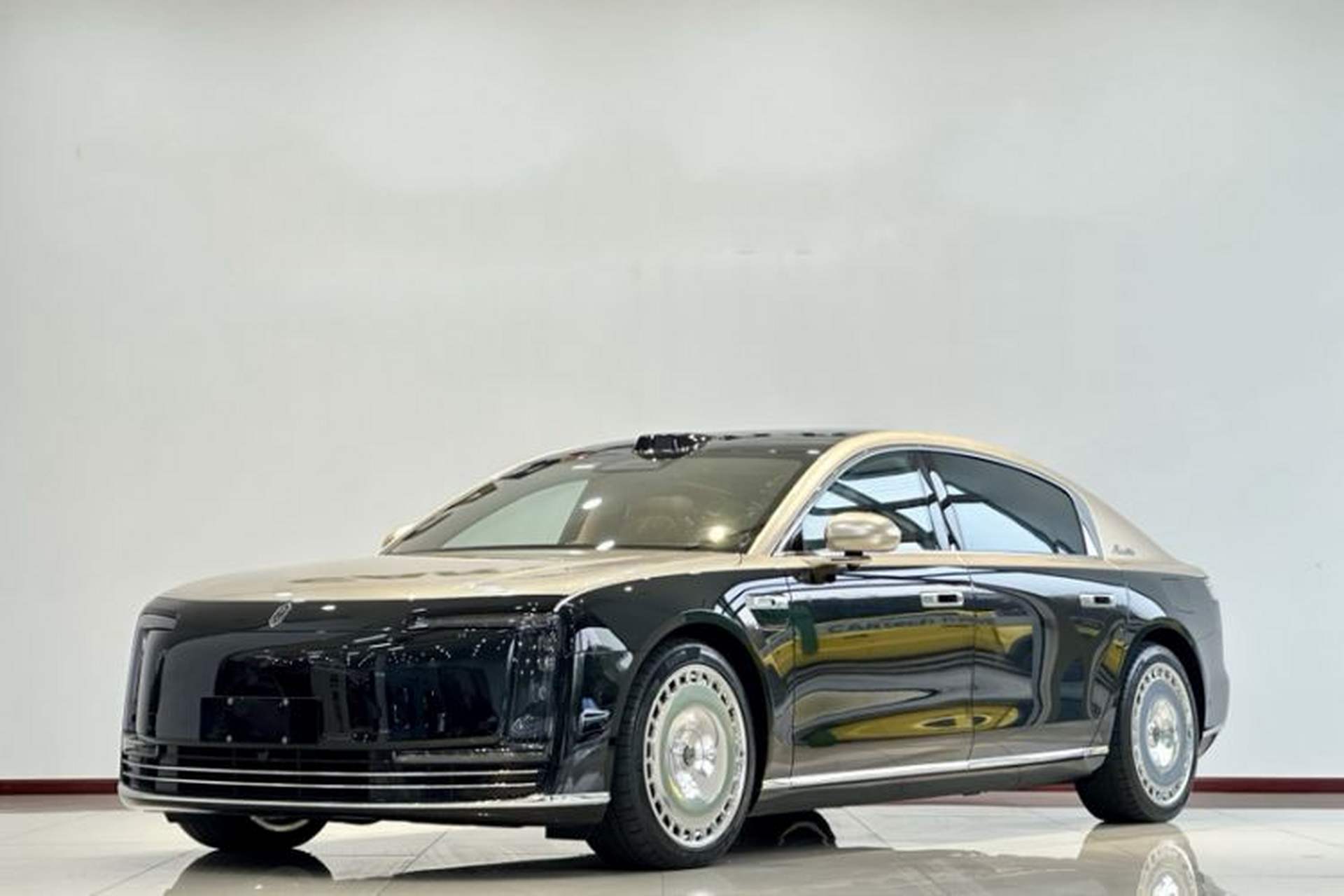 Used Hima S800 2025 Model, Range-Extended Starlight Executive Edition, 4 Seats Exterior 1