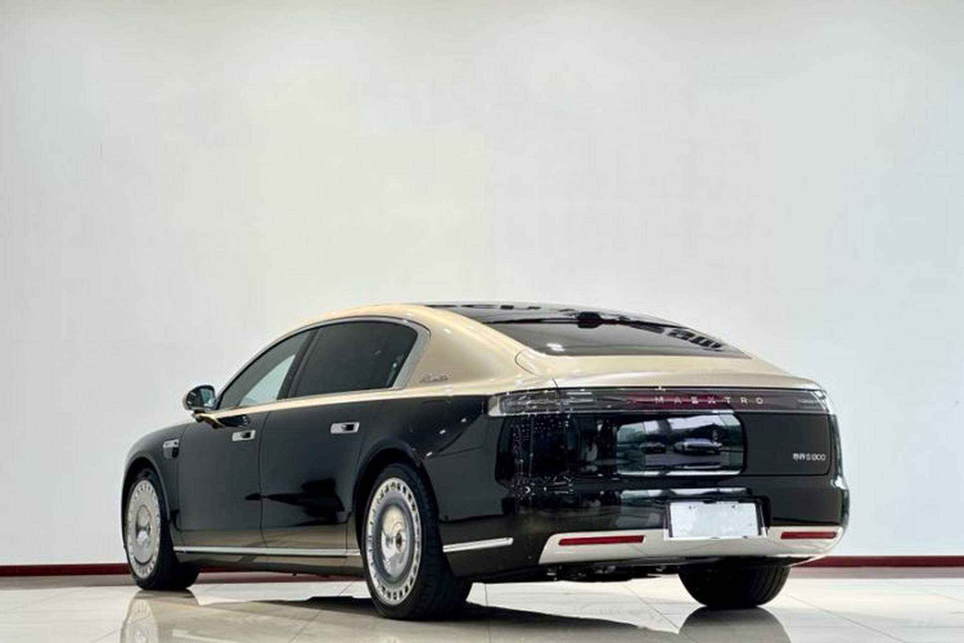 Used Hima S800 2025 Model, Range-Extended Starlight Executive Edition, 4 Seats Exterior 2