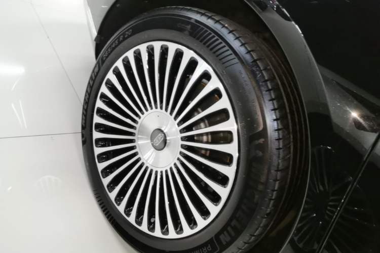 Used Hima S800 2025 Model, Range-Extended Starlight Premium Edition, 5 Seats Exterior 5