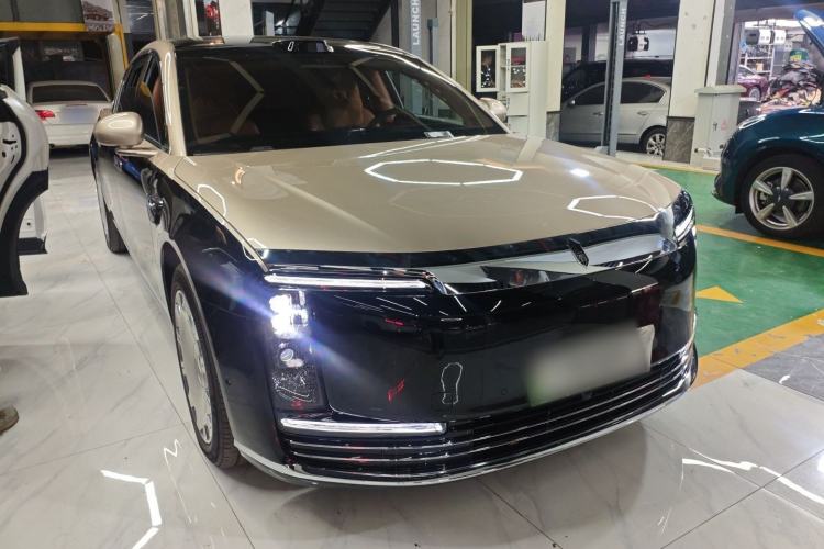 Used Hima S800 2025 Model, Range-Extended Starlight Executive Edition, 4 Seats Front Right 45 Deg