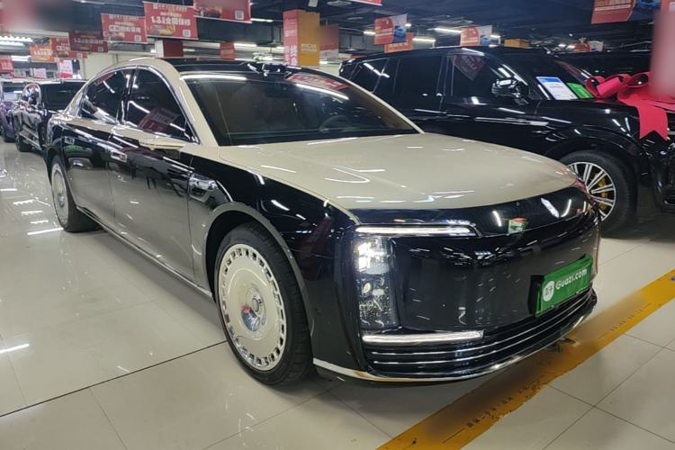 Used Hima S800 2025 Model, Range-Extended Starlight Executive Edition, 4 Seats Front Right 45 Deg