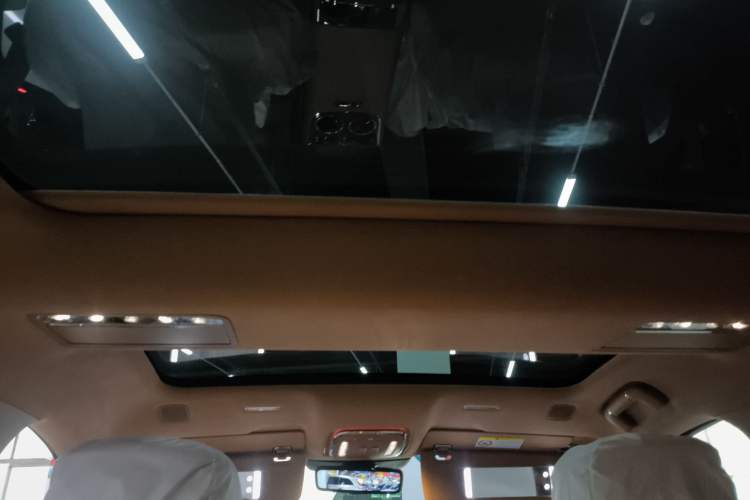 Used Hima S800 2025 Model, Range-Extended Starlight Premium Edition, 5 Seats Headliner