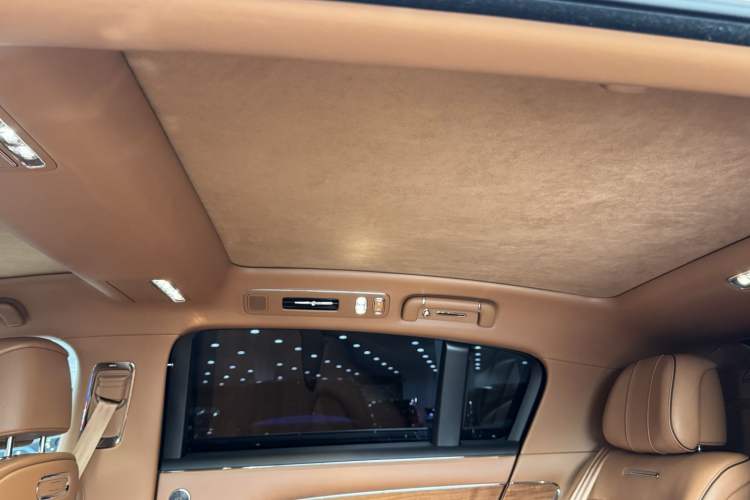 Used Hima S800 2025 Model, Range-Extended Starlight Premium Edition, 5 Seats Interior 10