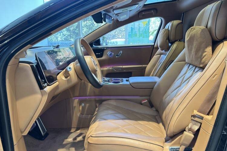 Used Hima S800 2025 Model, Range-Extended Starlight Executive Edition, 4 Seats Interior 2