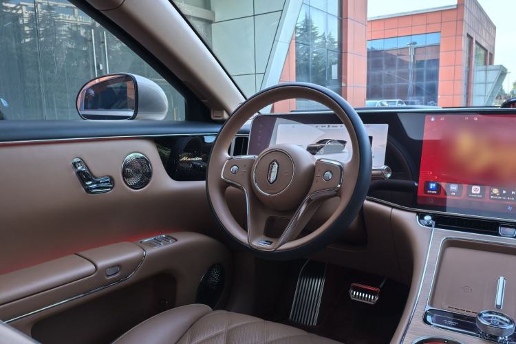 Used Hima S800 2025 Model, Range-Extended Starlight Executive Edition, 4 Seats Interior 2