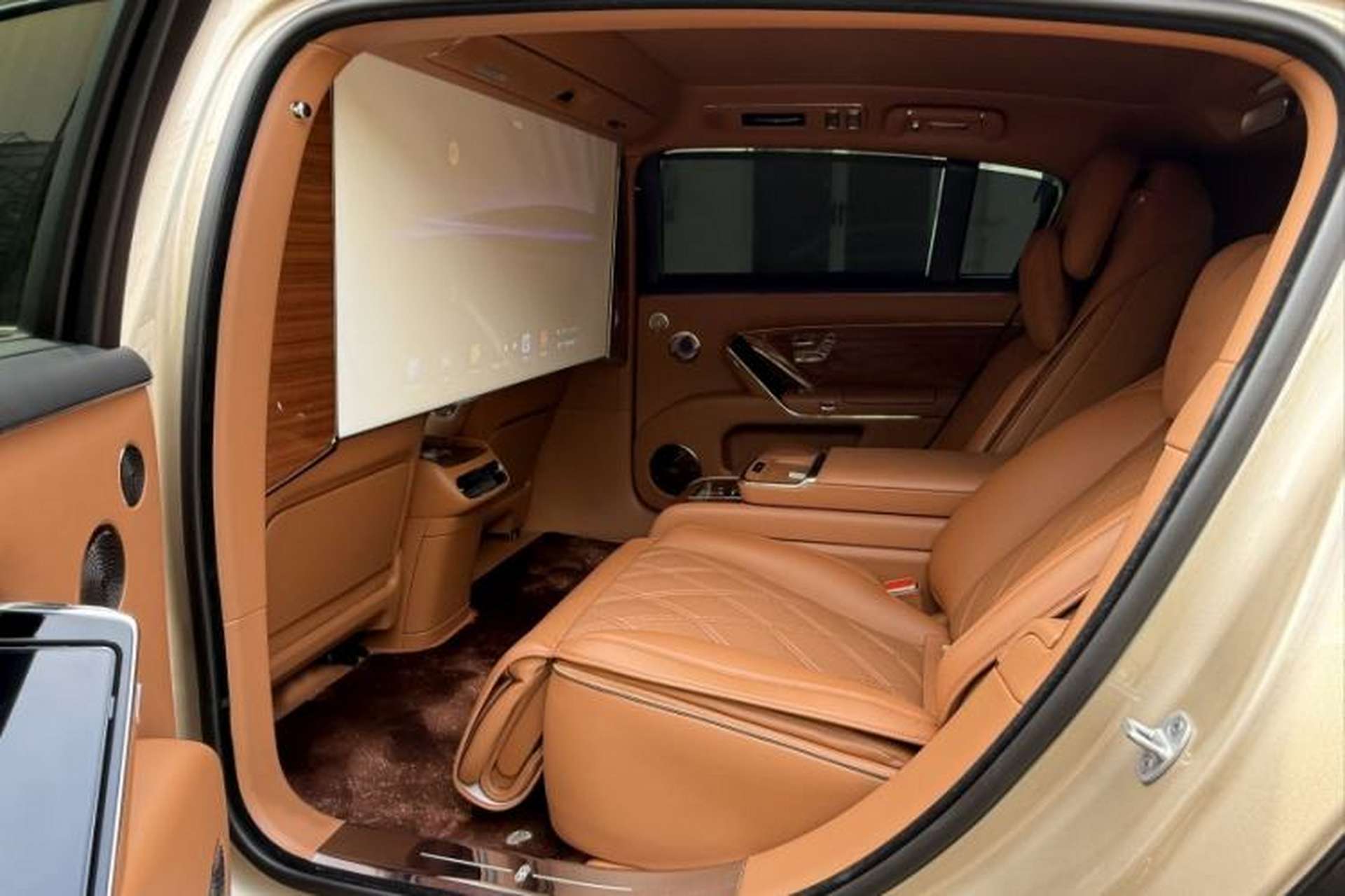 Used Hima S800 2025 Model, Range-Extended Starlight Executive Edition, 4 Seats Interior 6