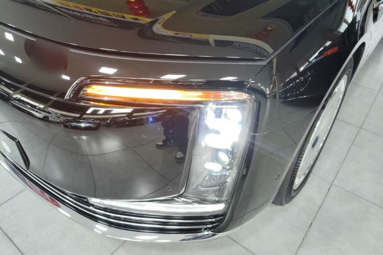 Used Hima S800 2025 Model, Range-Extended Starlight Premium Edition, 5 Seats Left Front Headlight