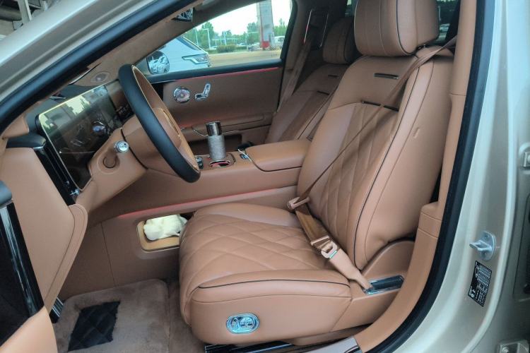 Used Hima S800 2025 Model, Range-Extended Starlight Prestige Edition, 5 Seats Left Front Seat