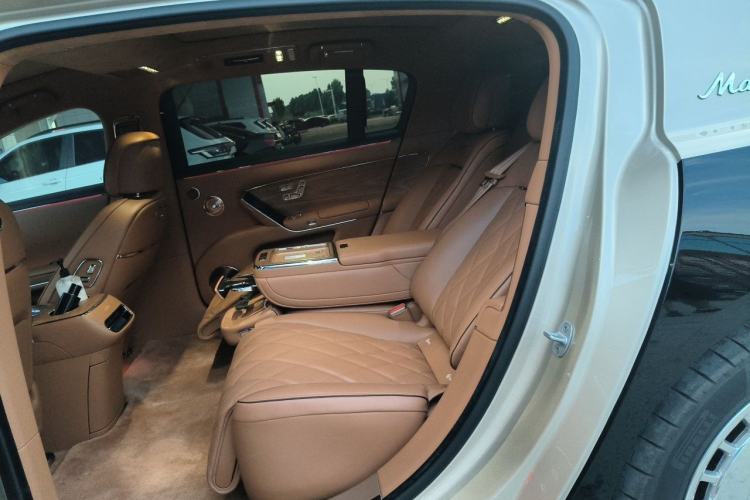 Used Hima S800 2025 Model, Range-Extended Starlight Prestige Edition, 5 Seats Left Rear Seat