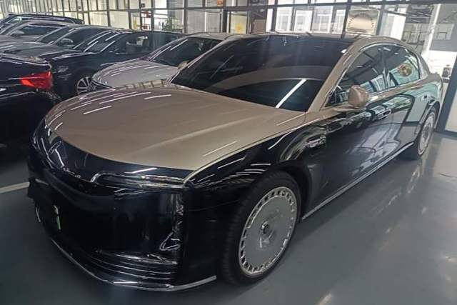 Used Hima S800 2025 Model, Range-Extended Starlight Executive Edition, 4 Seats