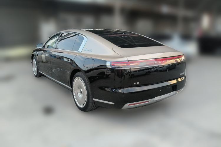 Used Hima S800 2025 Model, Range-Extended Starlight Prestige Edition, 5 Seats Rear Left 45 Deg