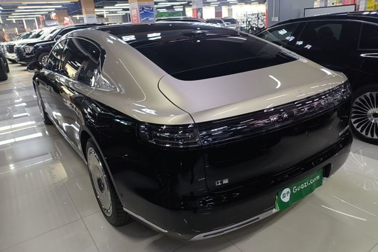 Used Hima S800 2025 Model, Range-Extended Starlight Prestige Edition, 5 Seats Rear Left 45 Deg